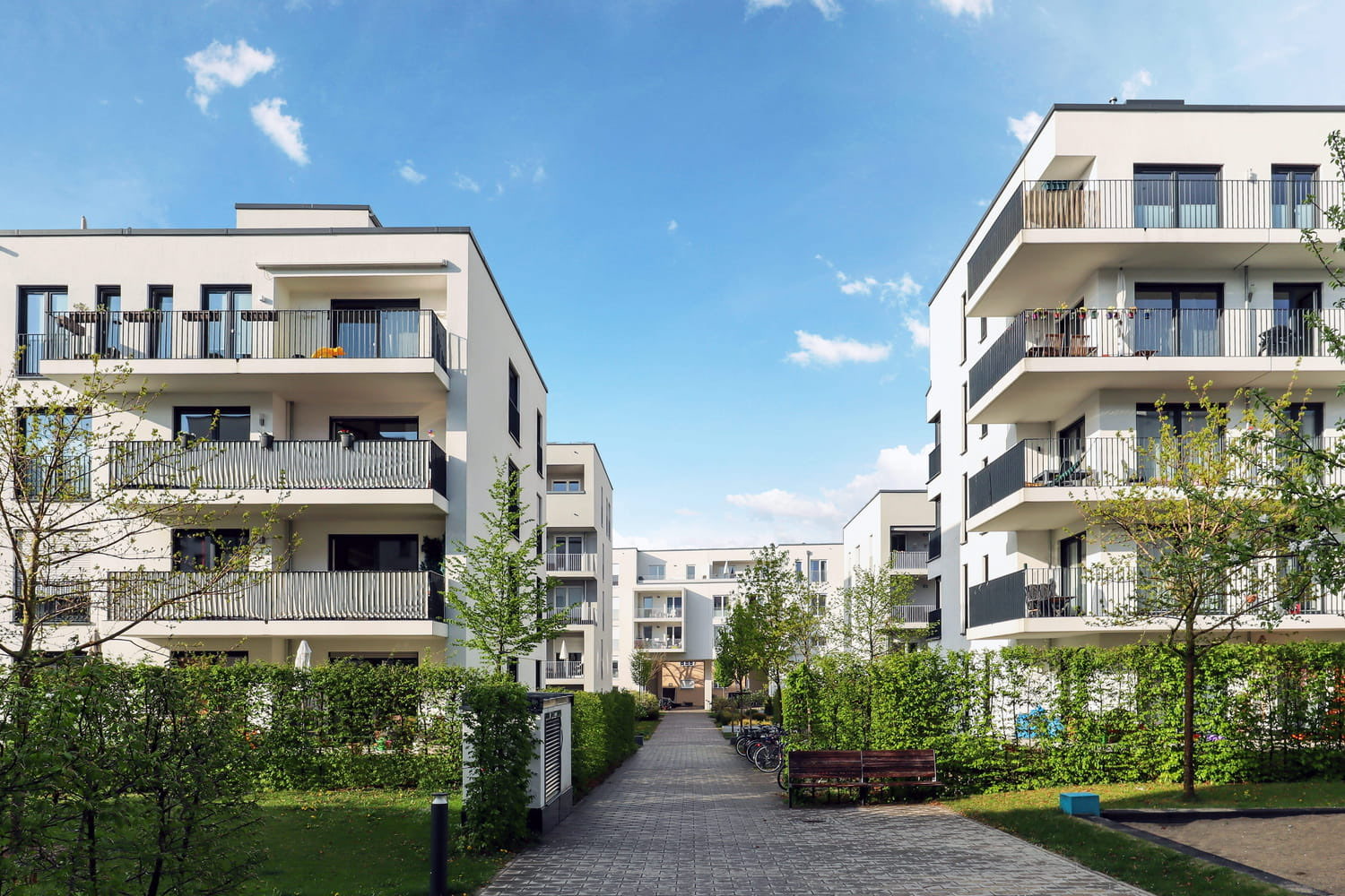 IA et immobilier : comment l'intelligence artificielle transforme agences, gestion locative et estimation